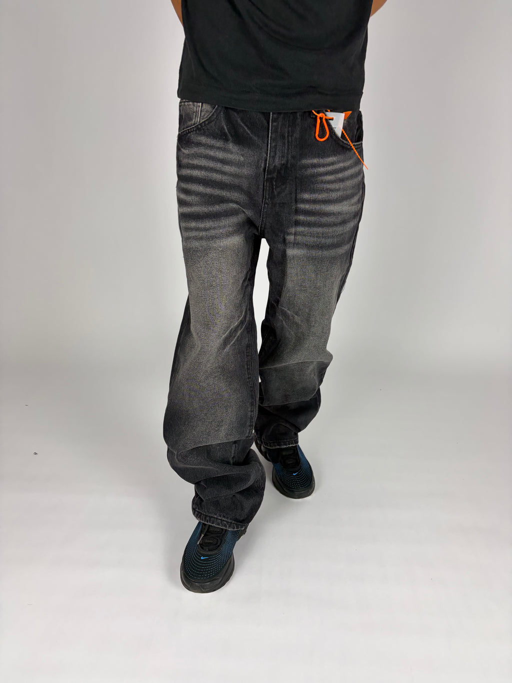 Eclipse Loose Fit Jeans