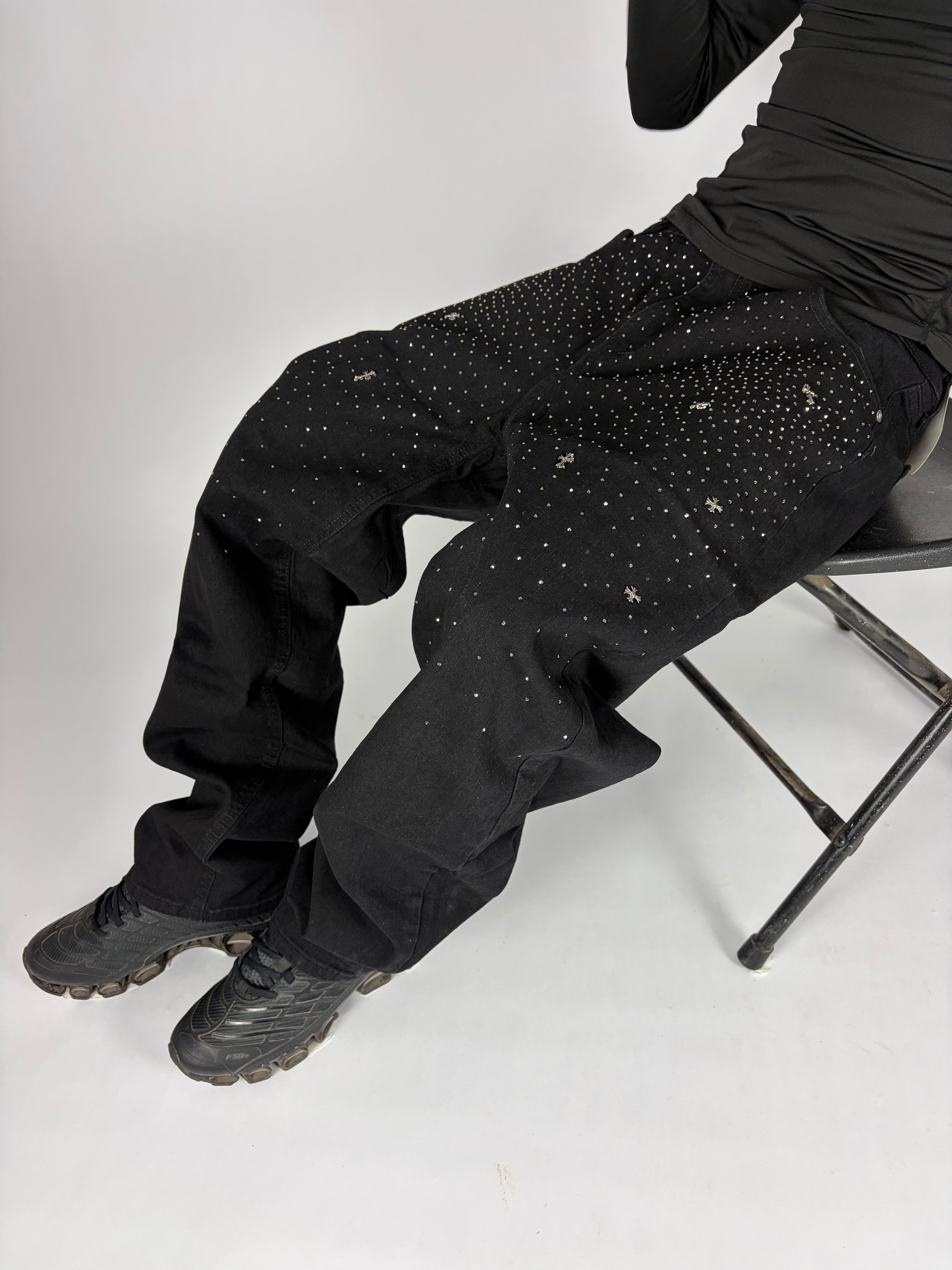 Night Cross Loose Fit Jeans
