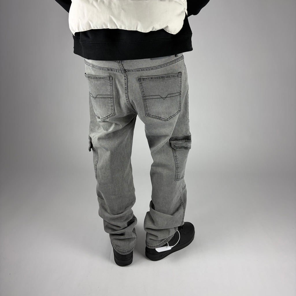 Gravik Cargo Jeans