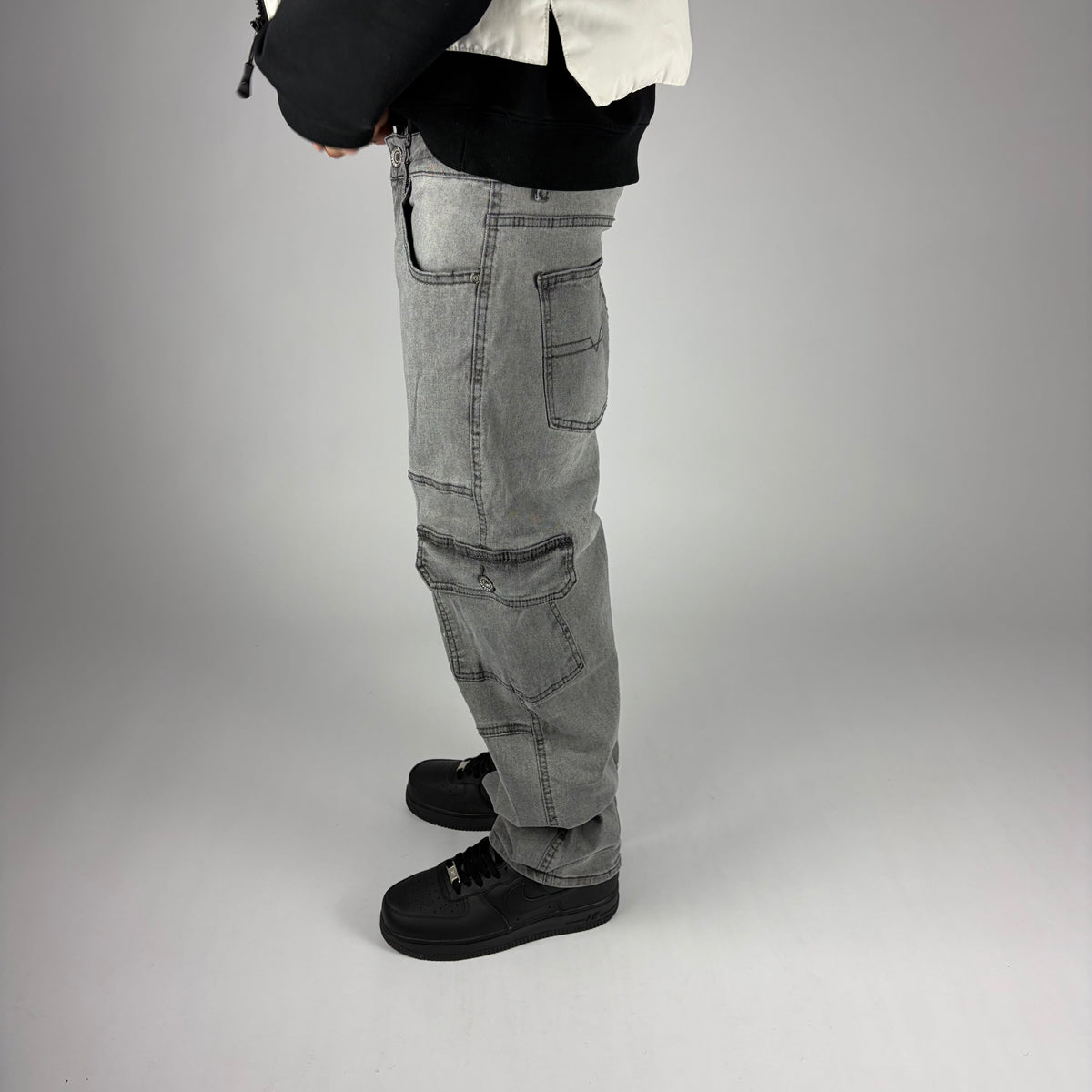 Gravik Cargo Jeans