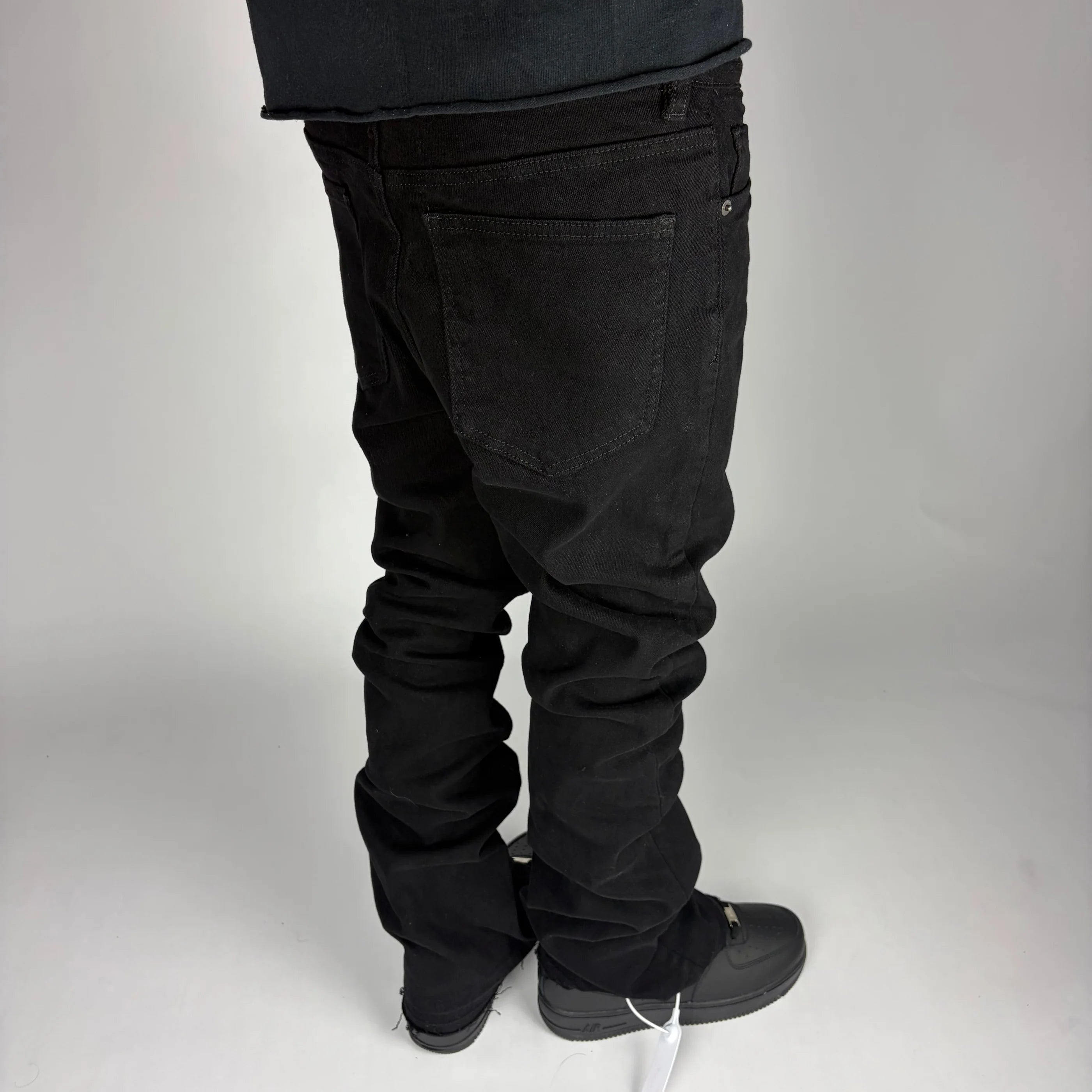 Black Fashion Nova Flare Jeans hombre Stylo 88, detalle de tela y costuras — denim streetwear Chile