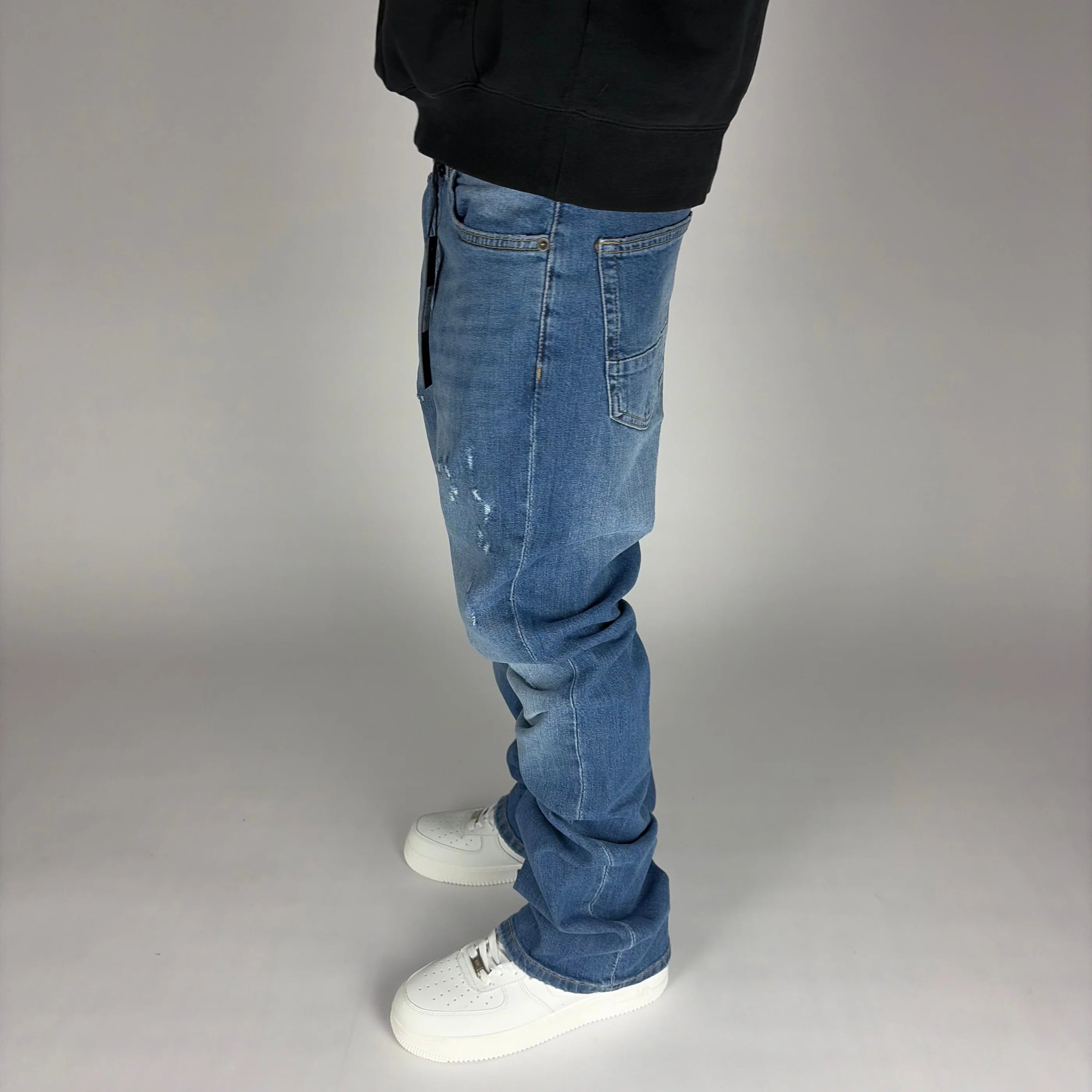 Blue Fashion Nova Flare Jeans hombre Stylo 88, look completo en modelo — denim streetwear Chile
