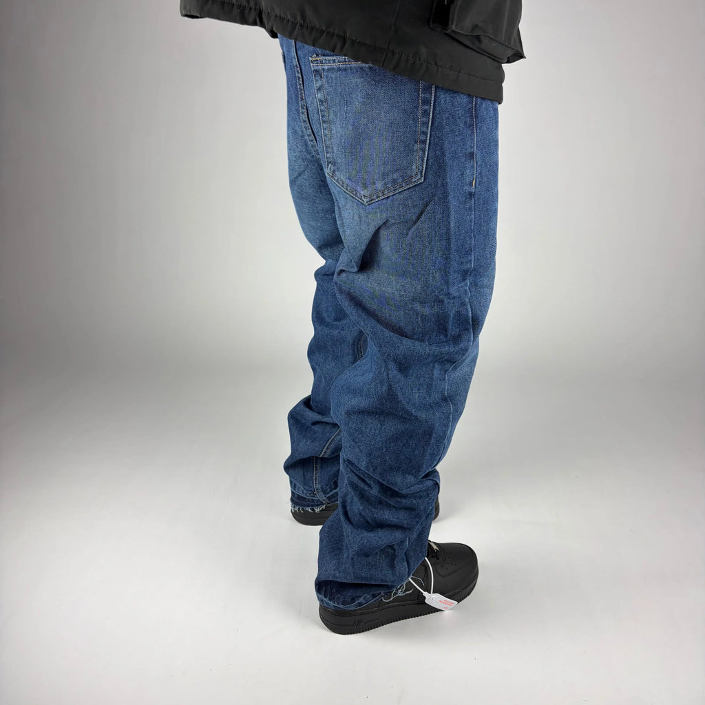 Blue Haze Straight Jeans hombre Stylo 88, detalle de tela y costuras — denim streetwear Chile