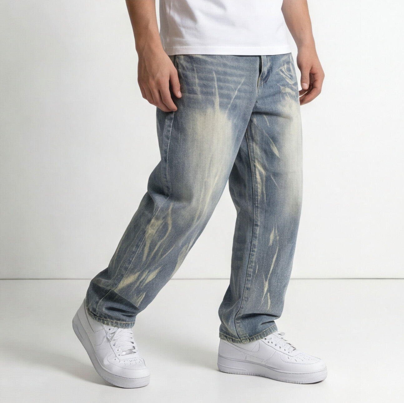 Frozen Loose Fit Jeans