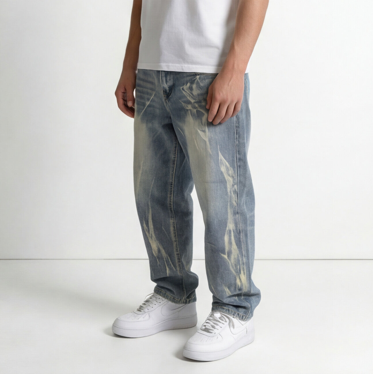 Frozen Loose Fit Jeans