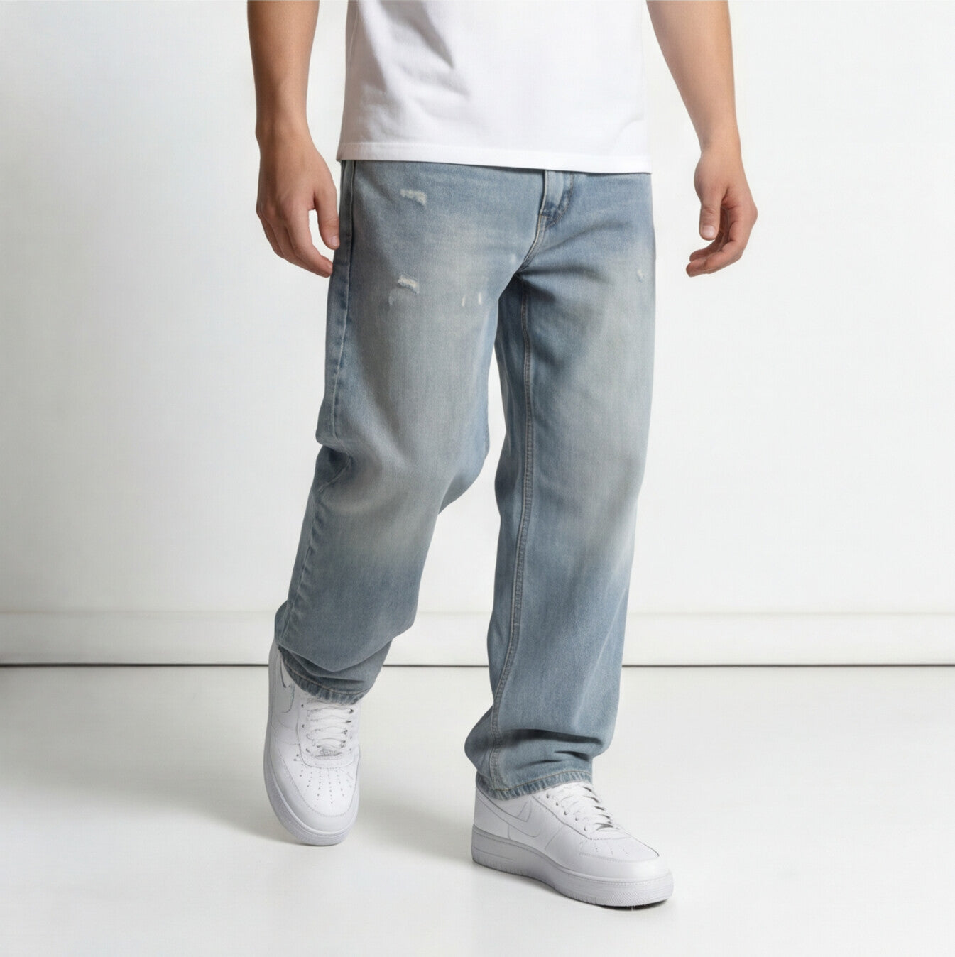 Light Blue Baggy Jeans