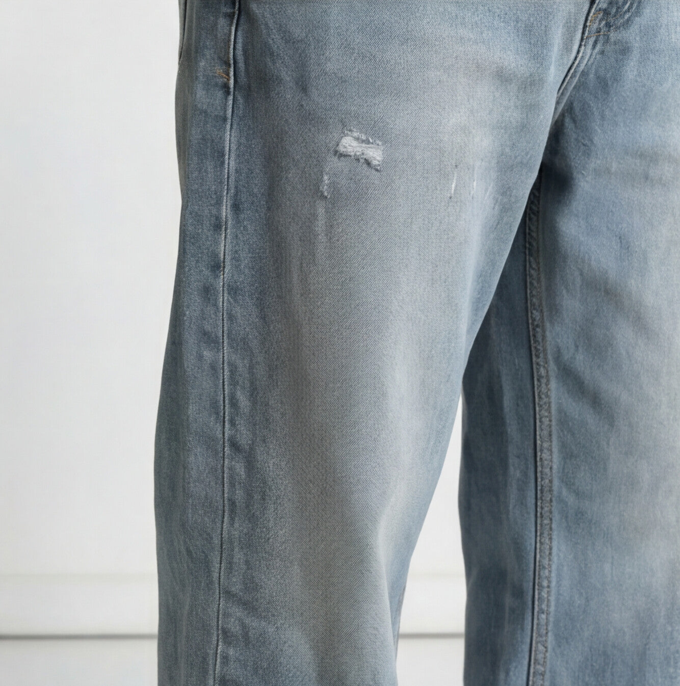 Light Blue Baggy Jeans