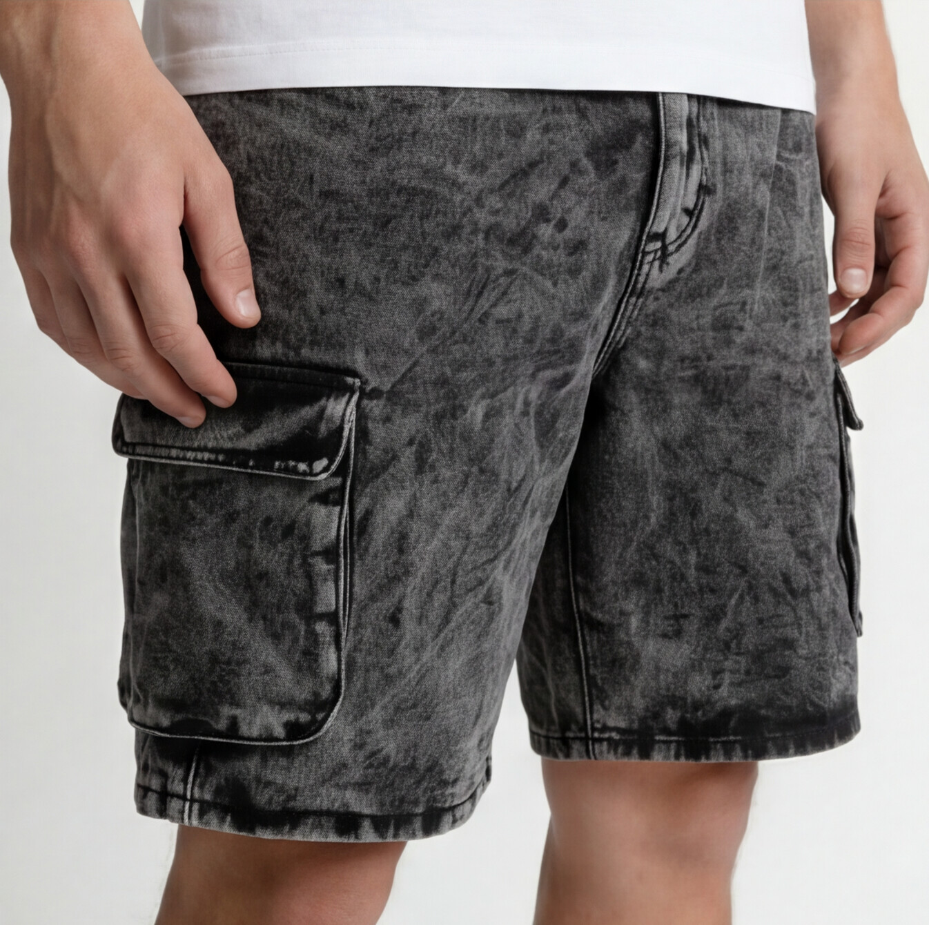 Noir Denim Short