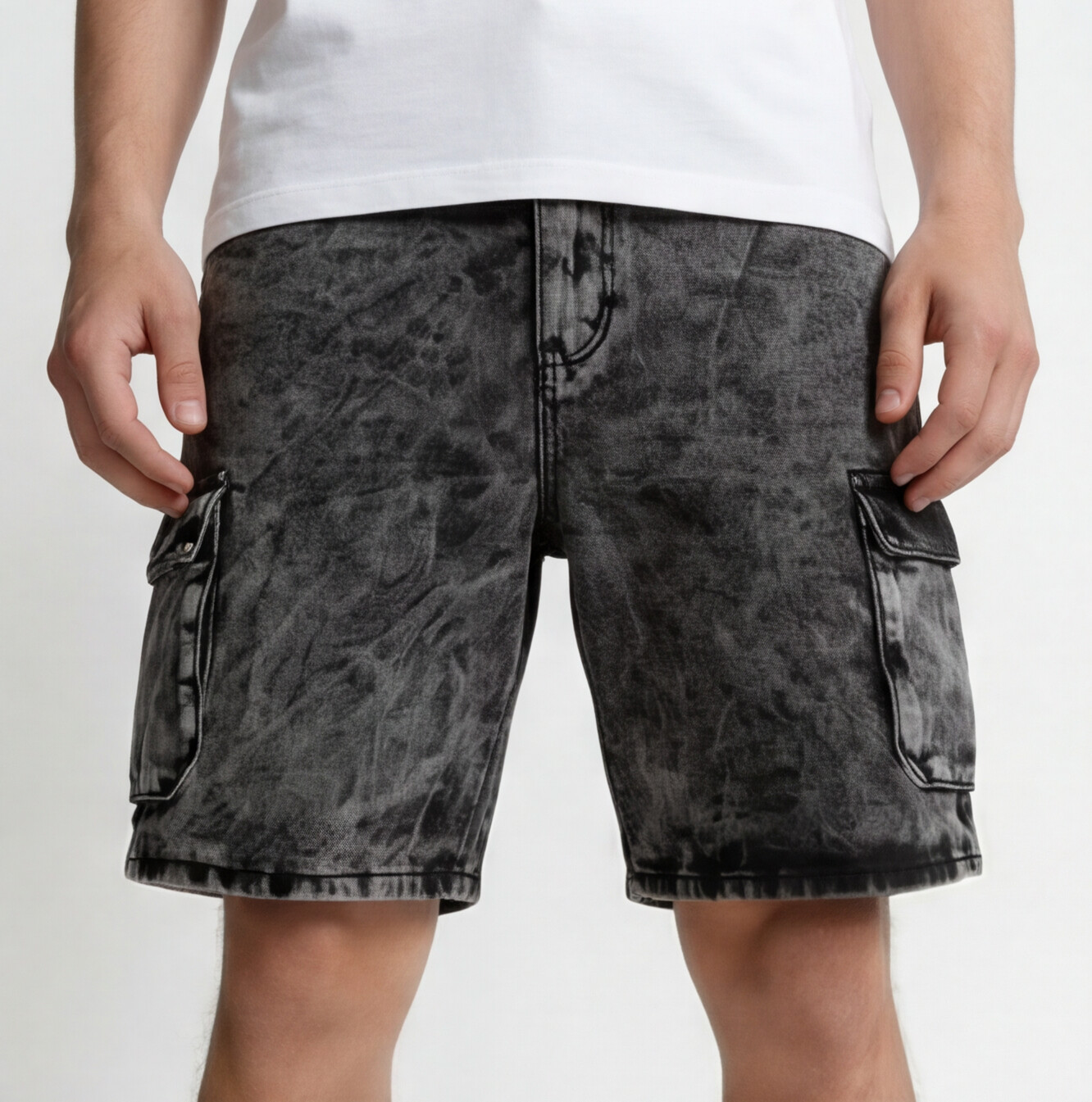 Noir Denim Short
