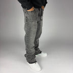 Grey Fashion Nova Flare Jeans hombre Stylo 88, detalle de tela y costuras — denim streetwear Chile