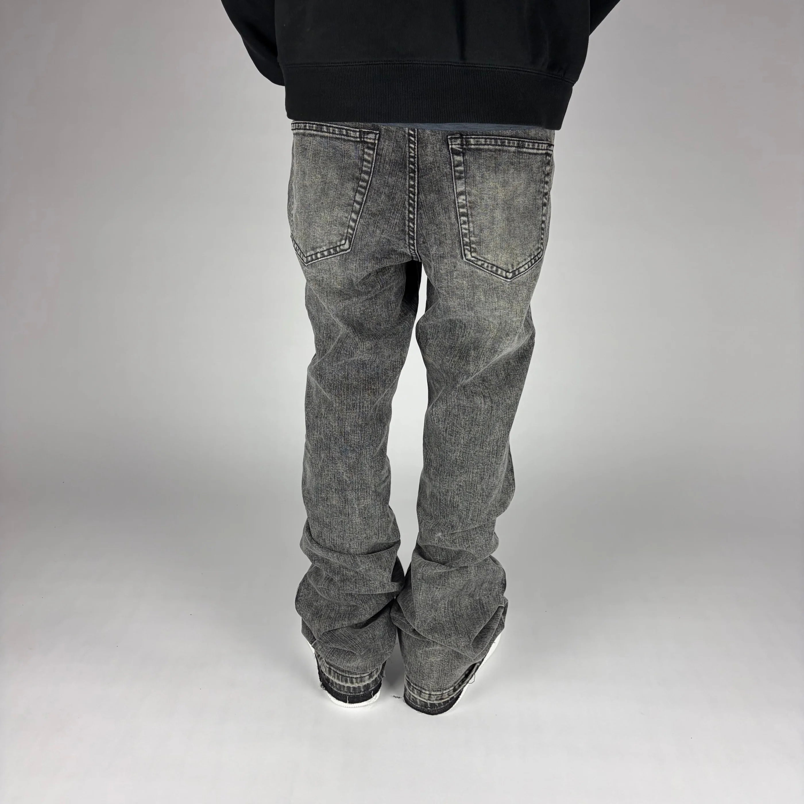 Grey Fashion Nova Flare Jeans hombre Stylo 88, vista lateral — denim streetwear Chile