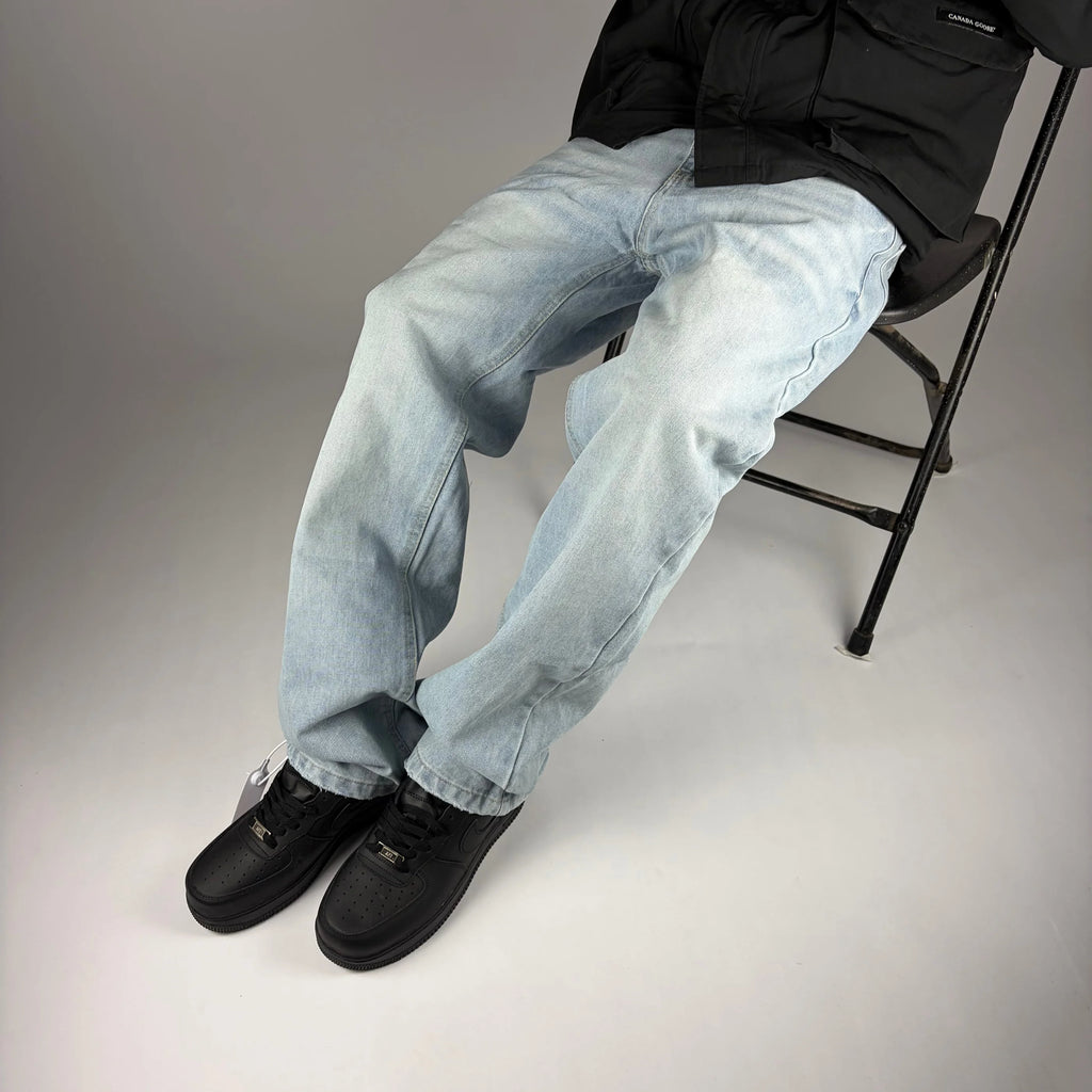 Haze Straight Jeans hombre Stylo 88, look completo en modelo — denim streetwear Chile