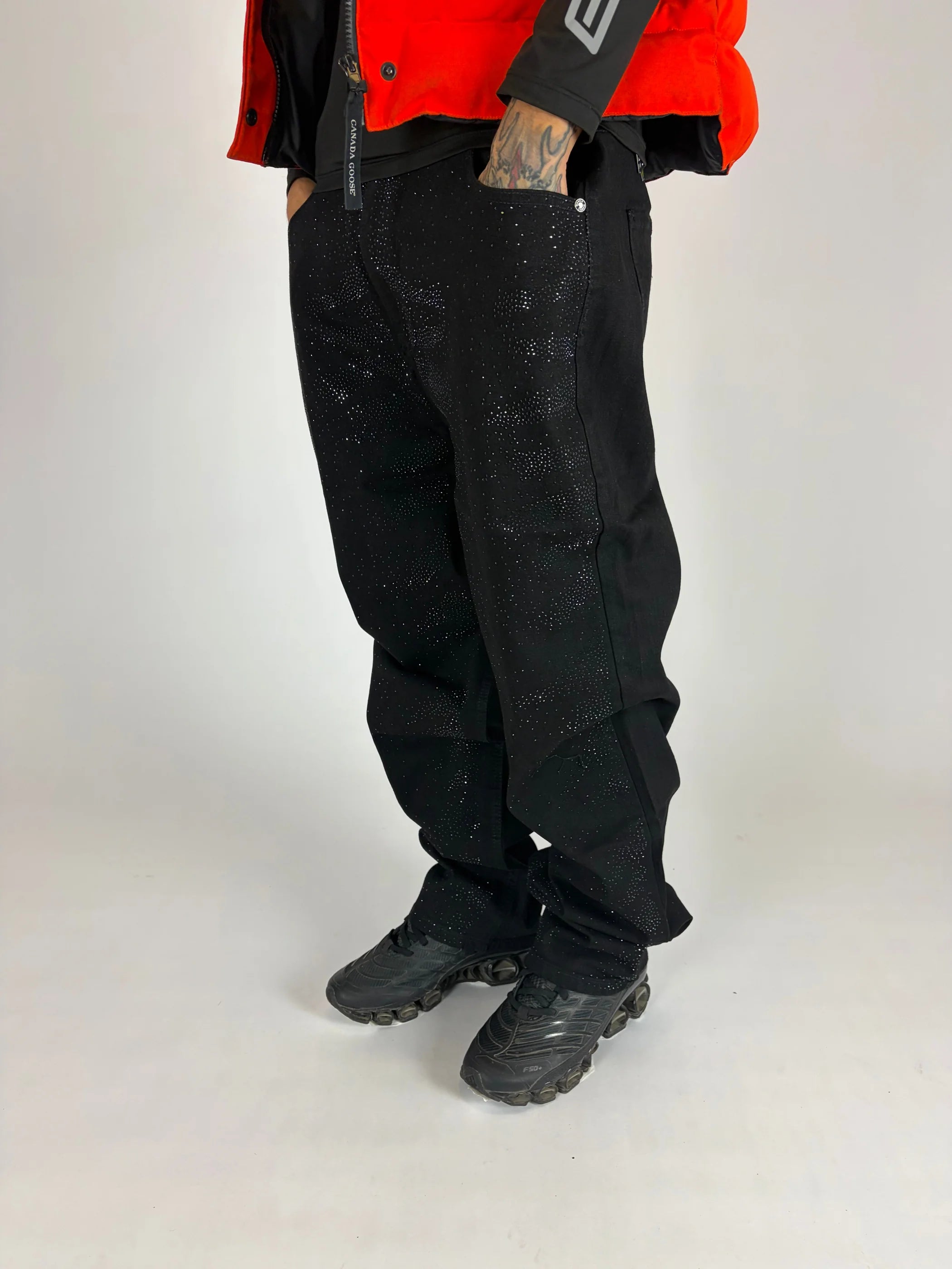 Nebula Loose Fit Jeans hombre Stylo 88, vista trasera con detalle de bolsillos — denim streetwear Chile