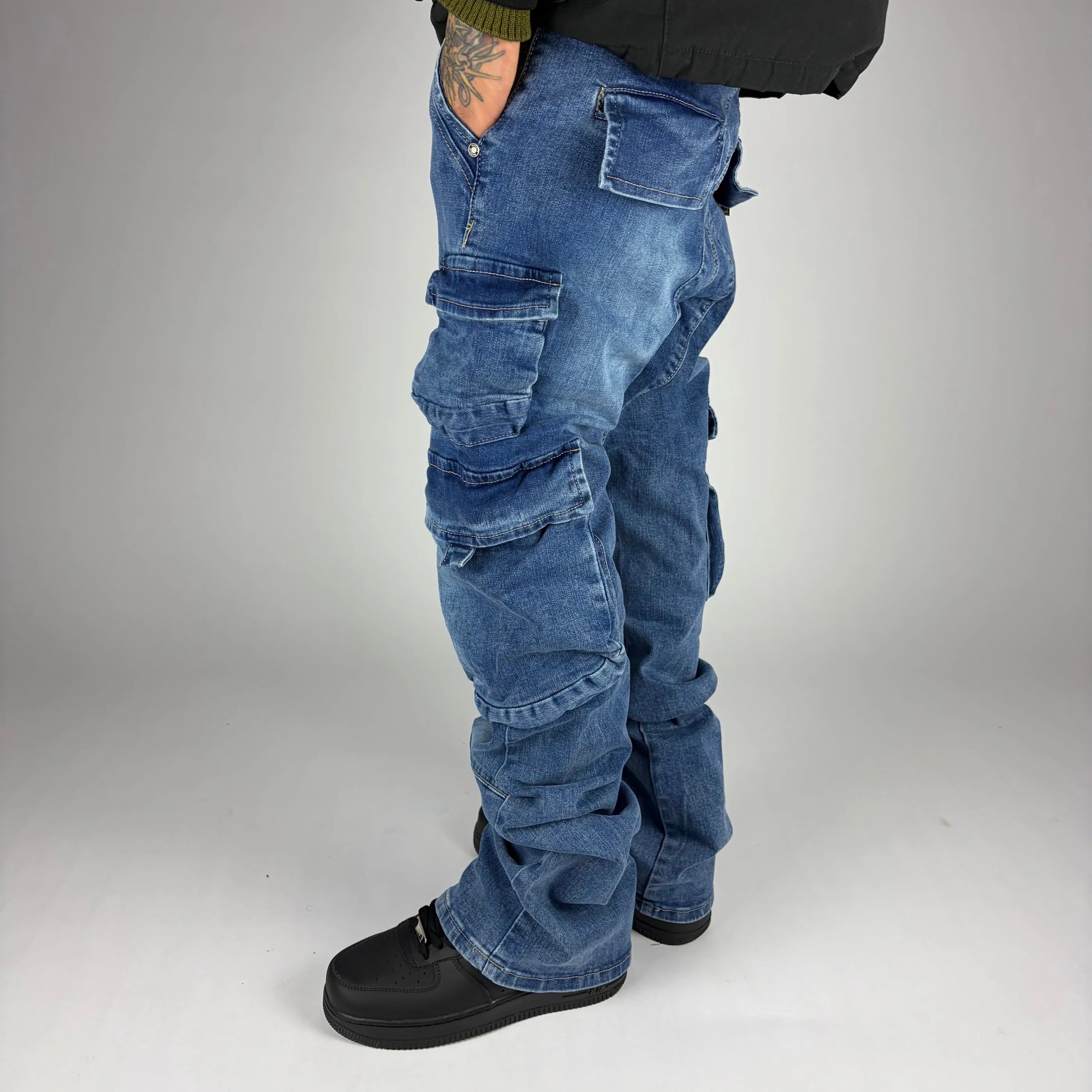 Pocket Flare Cargo Jeans hombre Stylo 88, vista lateral — denim streetwear Chile