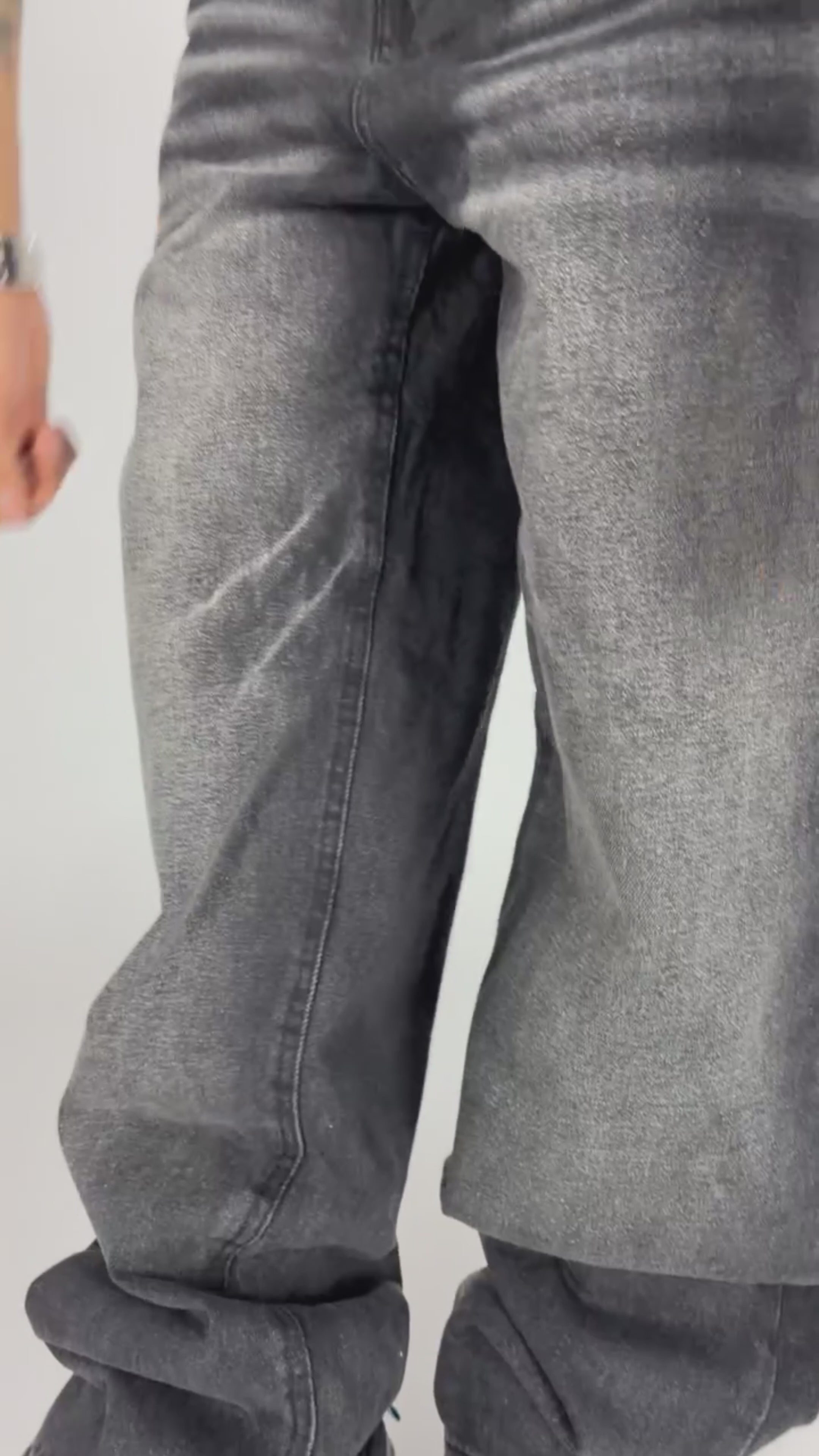 Eclipse Loose Fit Jeans
